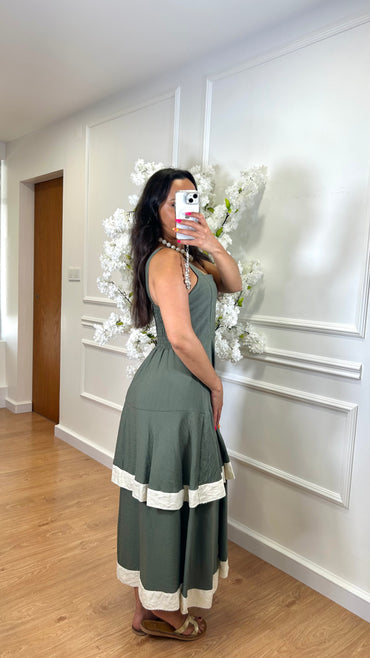 Vestido Riscas Horizontais em Verde Seco