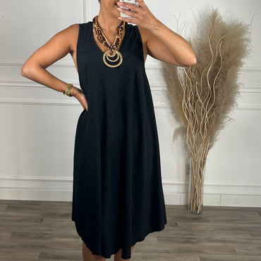 Vestido oversize de alças larga Midi Preto