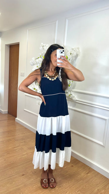 Vestido Riscas Horizontais em Azul Marinho