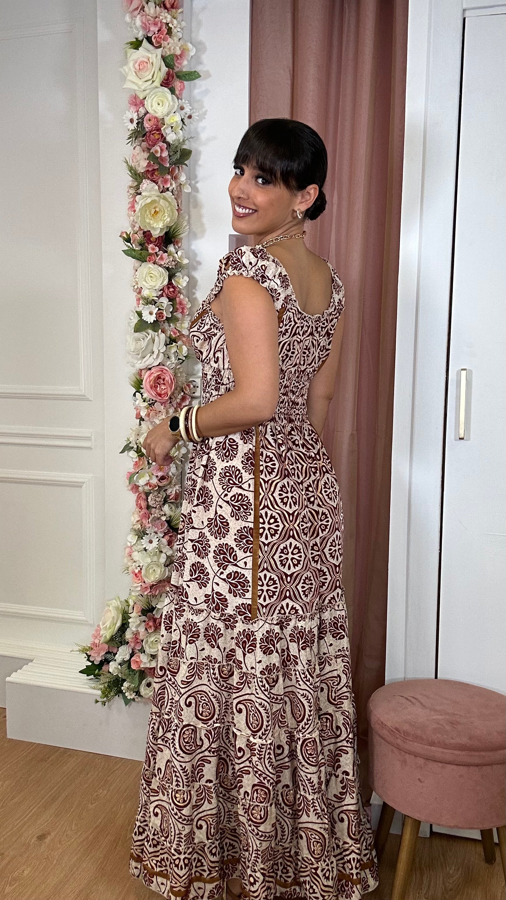 Vestido Indiano Bordeaux e bege