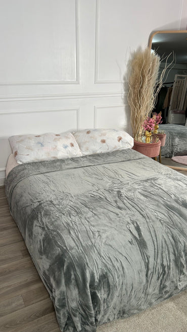 Manta lisa cinza claro