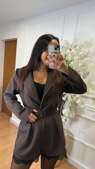 Macacao com renda Castanho