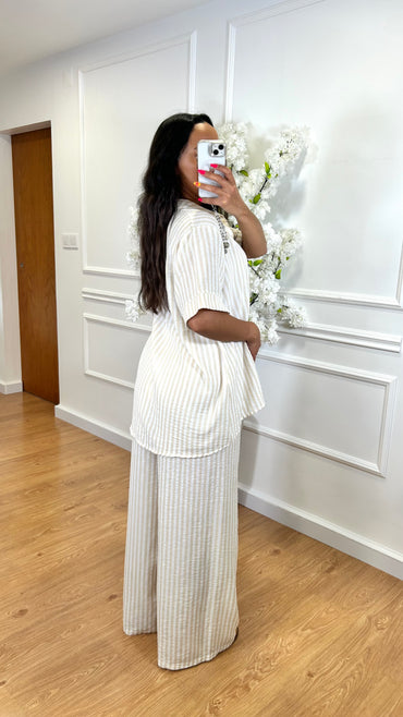 Conjunto Blusa + Pantalona riscas bege