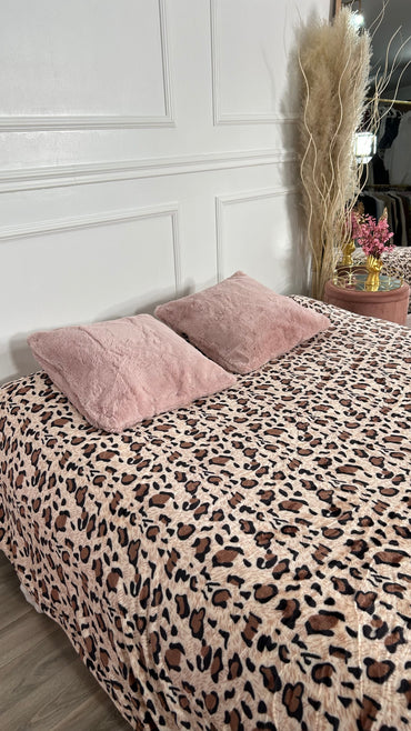 Manta com padrão tigresa