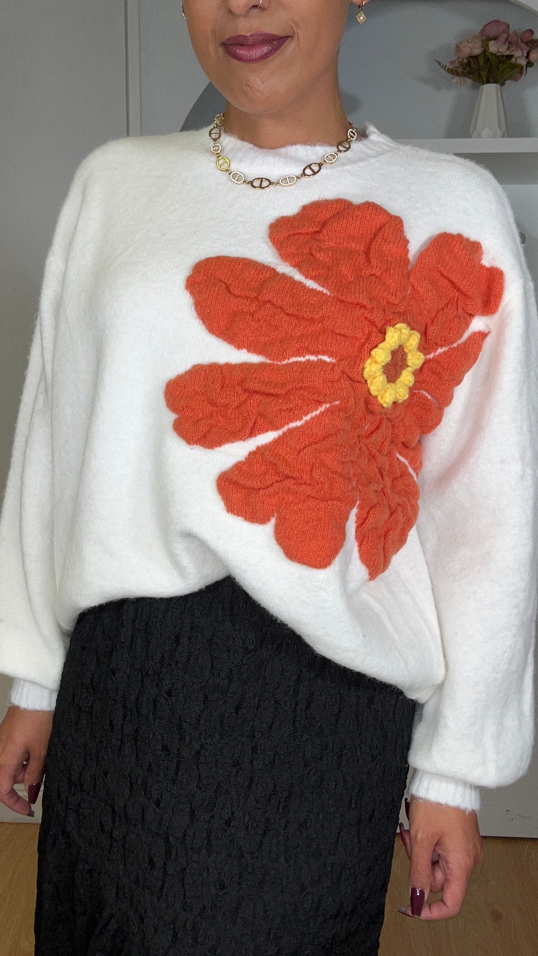 Camisola malha com flor em Branco