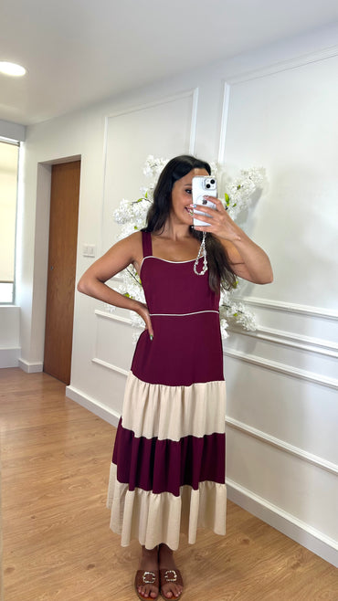 Vestido Riscas Horizontais em Bordo