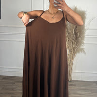 Vestido oversize de alças Castanho