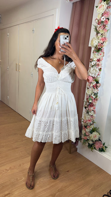 Vestido Curto de alça  Bordada Elastica