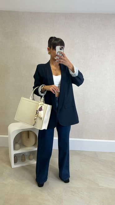 Blazer com Forro Listrado Azul Marinho