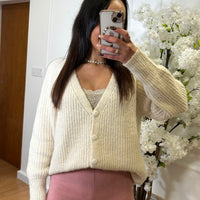 Cardigan Bege com botoes revestidos