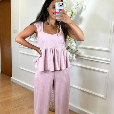 Conjunto Blusa + Pantalona engelhada em Rosa