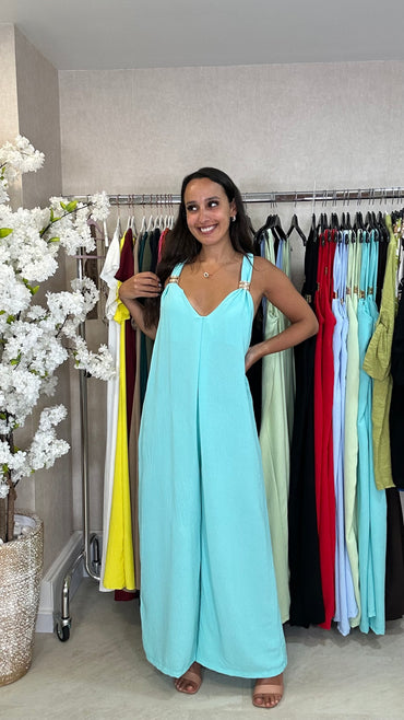 Macacão oversize com argola dourada em Turquesa
