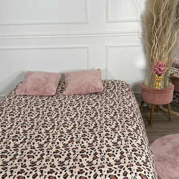 Manta com padrão tigresa