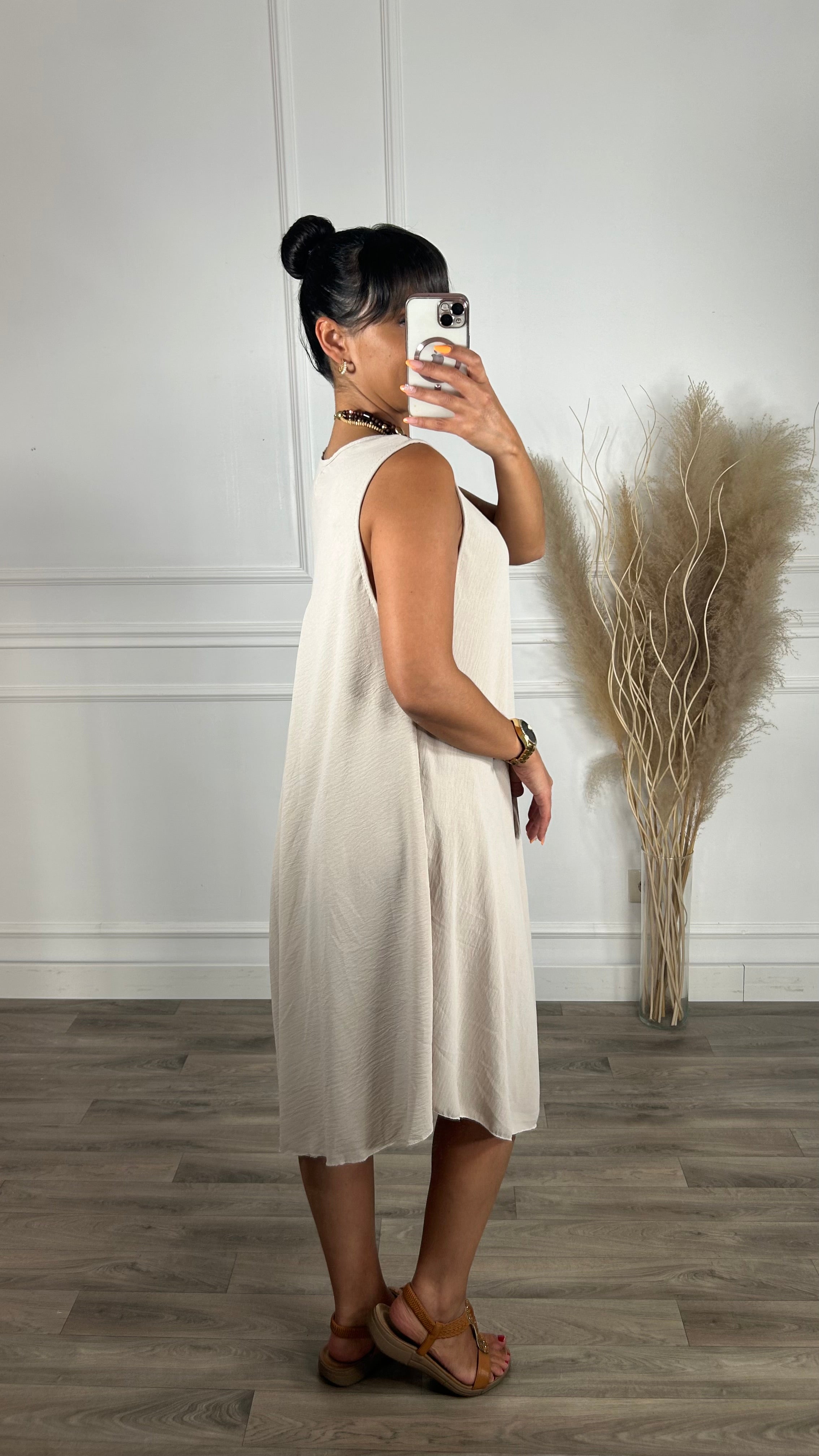 Vestido oversize de alças larga Midi Bege