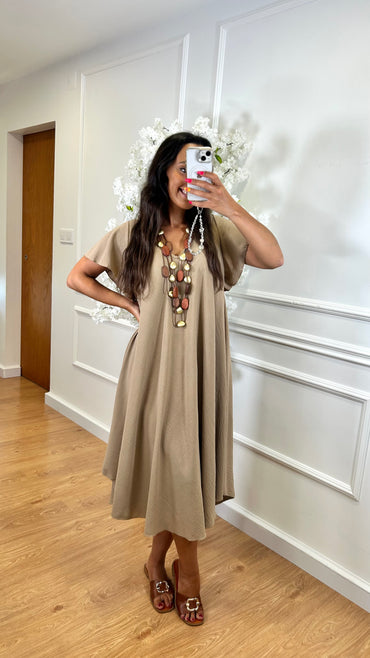 Vestido Midi oversize com folho na manga Camel