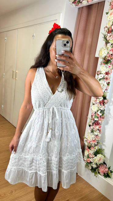 Vestido Curto de alça Larga