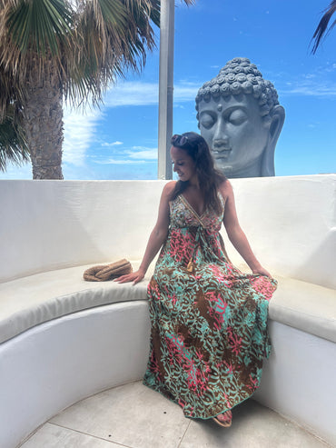 Vestido Verde água e rosa com padrão