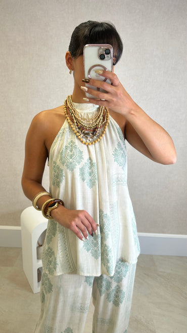 Conjunto Blusa + pantalona com padrão em Verde água
