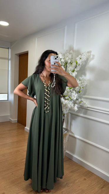 Vestido oversize com folho na manga em Verde Tropa