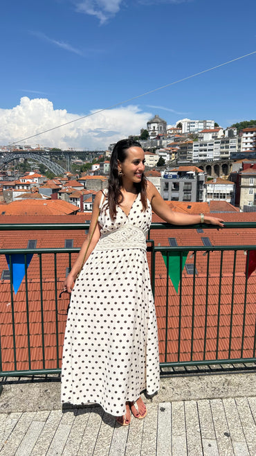 Vestido Bolinhas com Crochet Bege