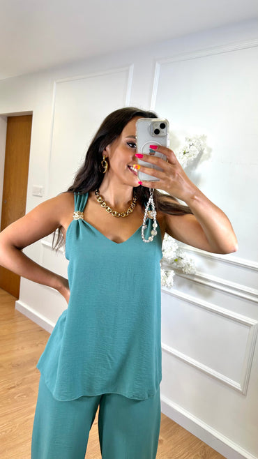 Conjunto blusa detalhes dourados + Pantalona em Menta