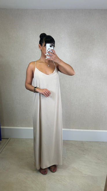 Vestido de Alças Cruzadas Bege