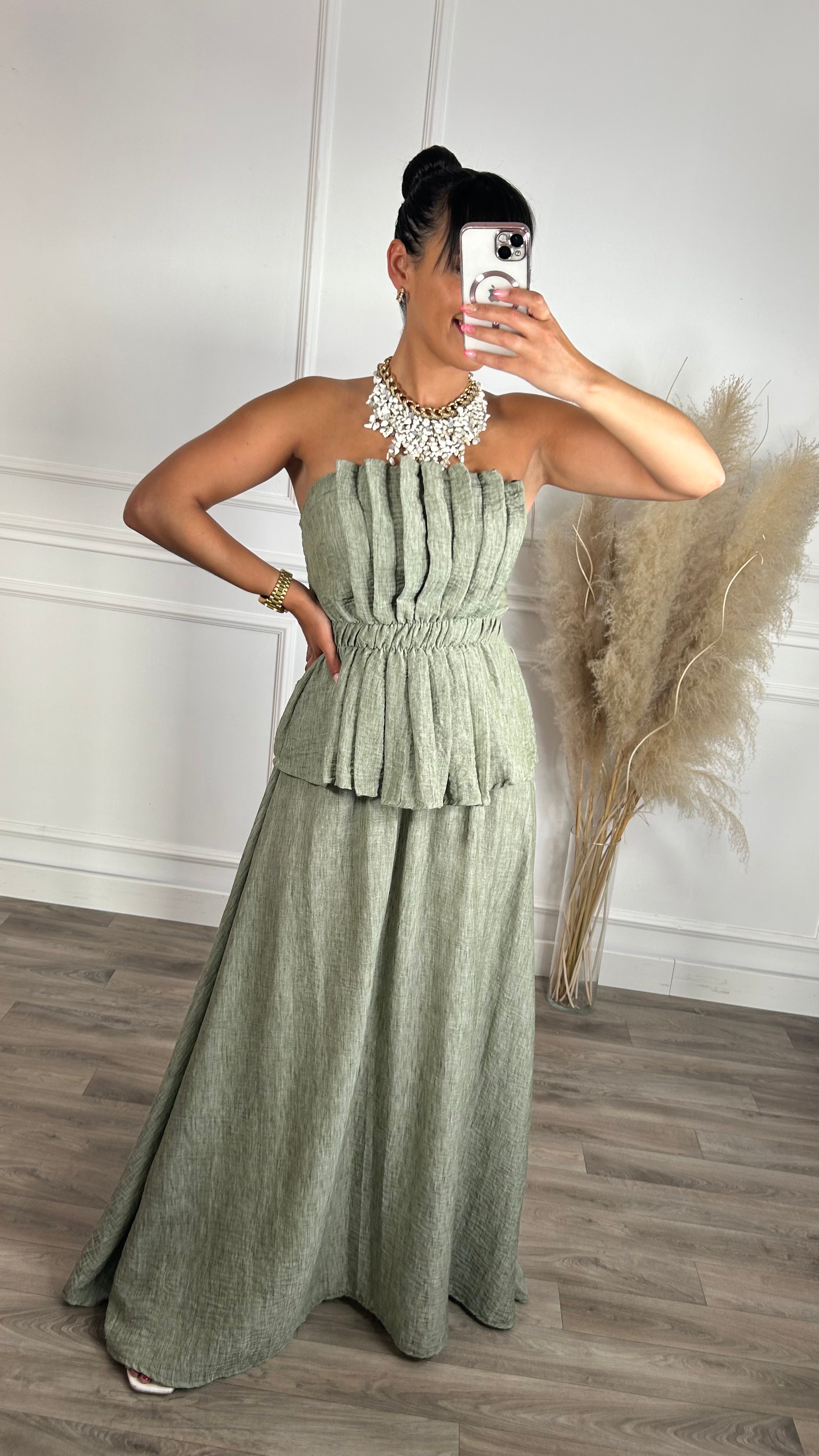Conjunto saia + top repuxado verde seco