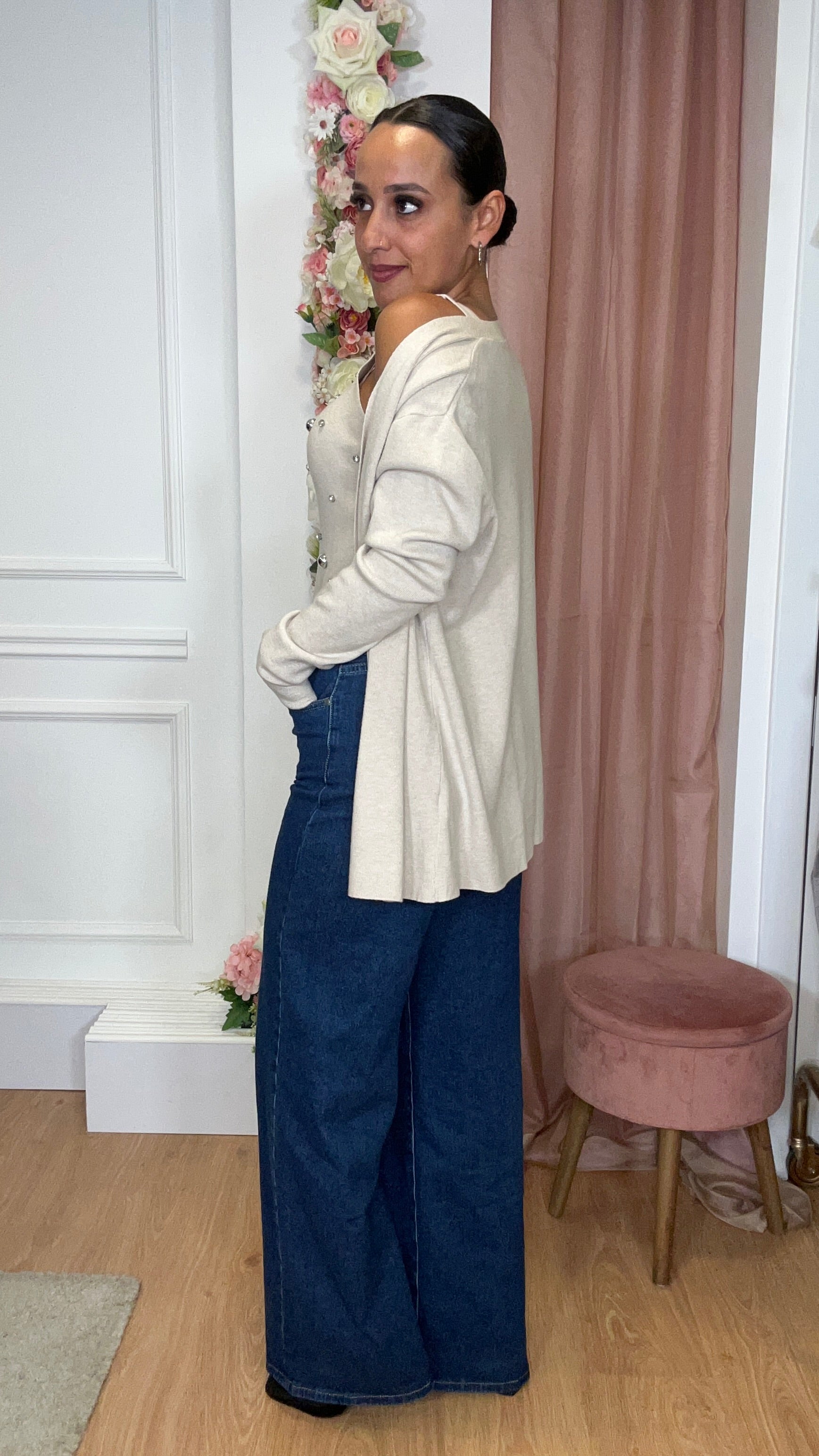Conjunto Top com brilhos + Casaco Bege