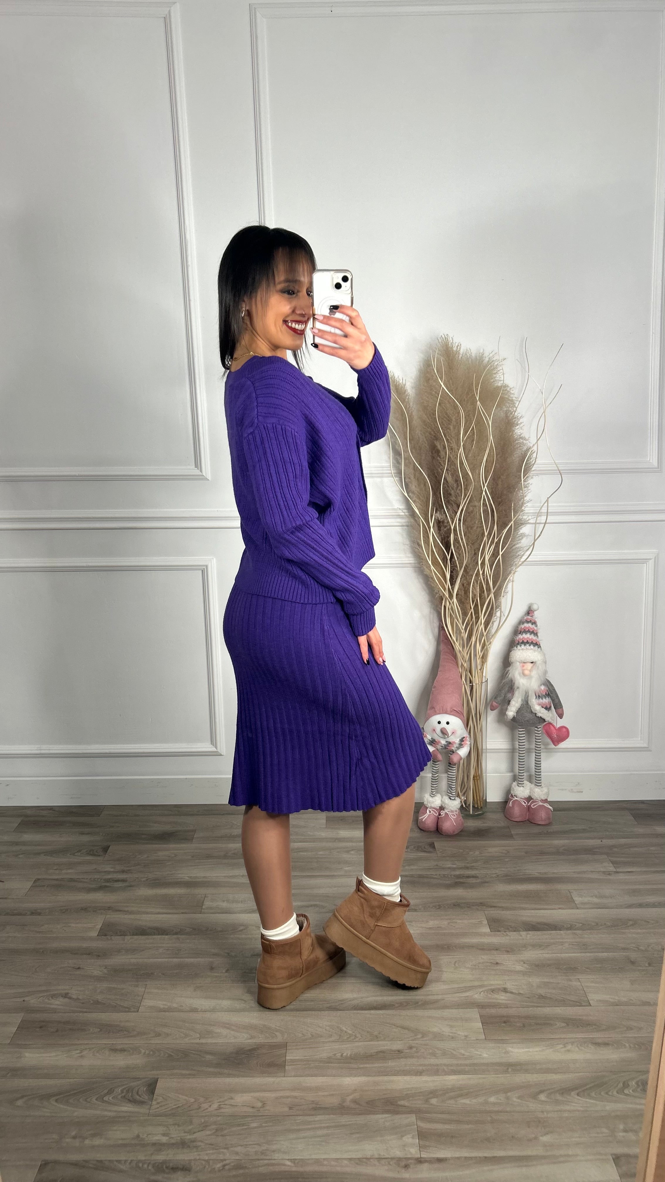 Conjunto cardigan + vestido roxo