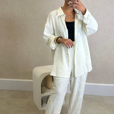Conjunto Camisa + Pantalona com bordado