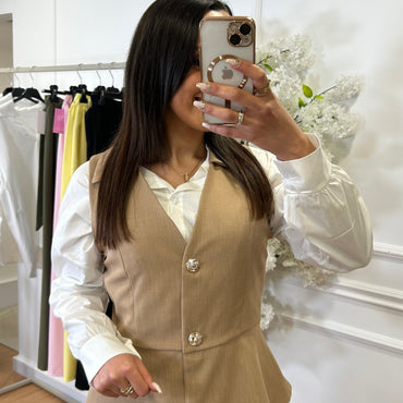 Colete camel botoes dourados