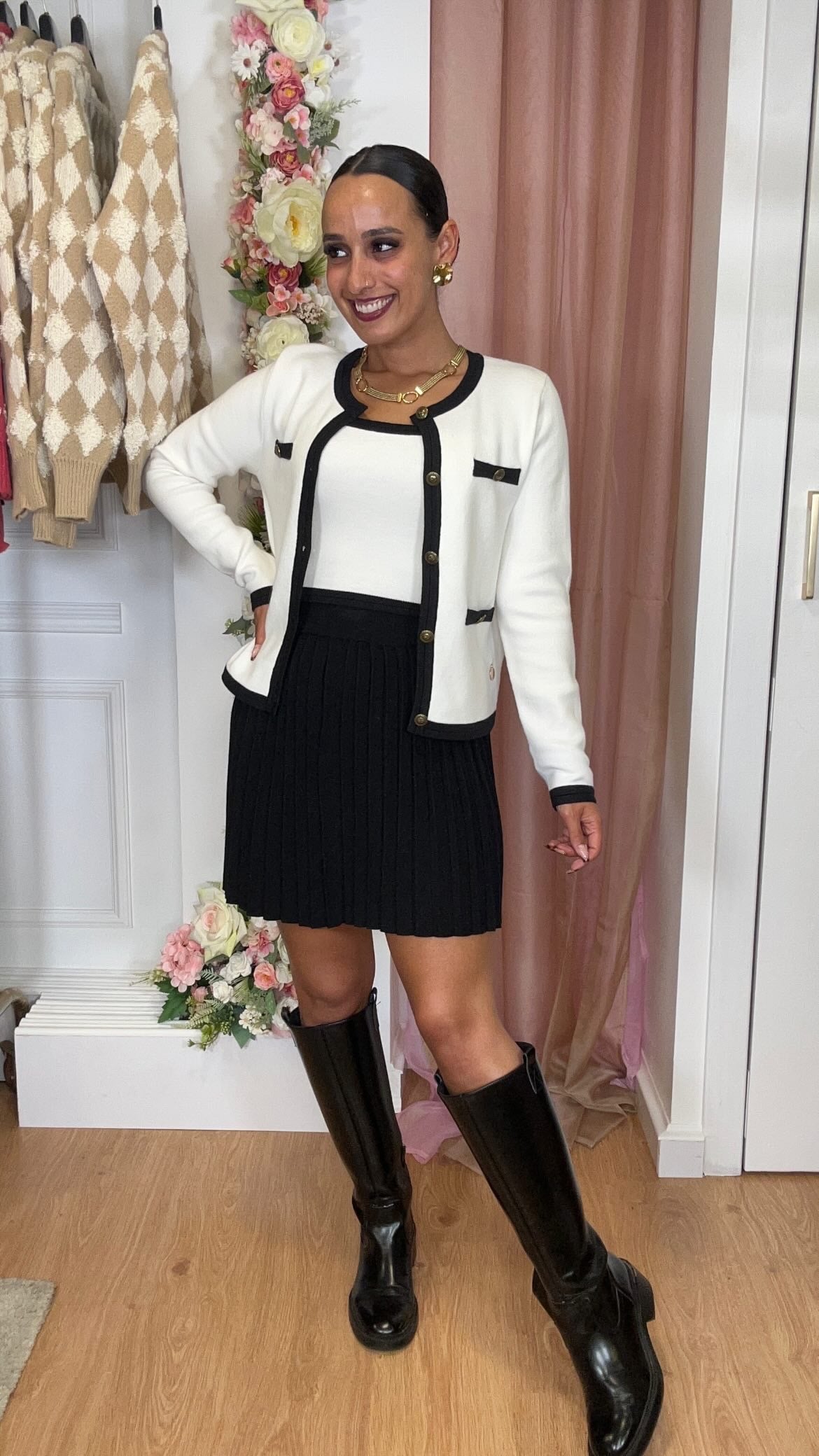 Conjunto Cardigan + Top 2 cores Branco com Preto