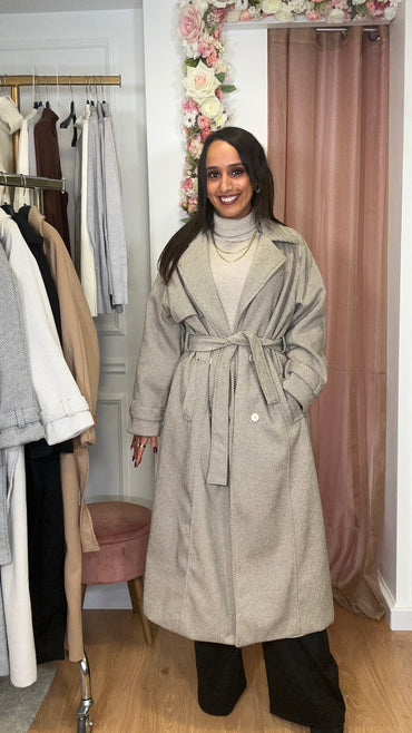 Casaco de Fazenda Comprido Texturado Riscas Camel