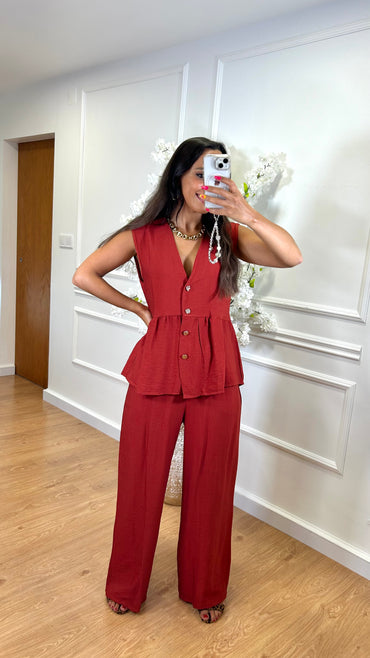 Conjunto Blusa com botoes dourados + Pantalona em Cor Tijolo