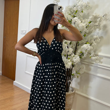 Vestido Bolinhas com Crochet Preto