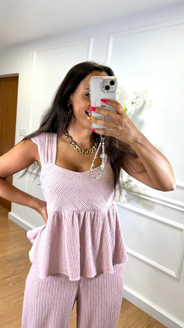 Conjunto Blusa + Pantalona engelhada em Rosa