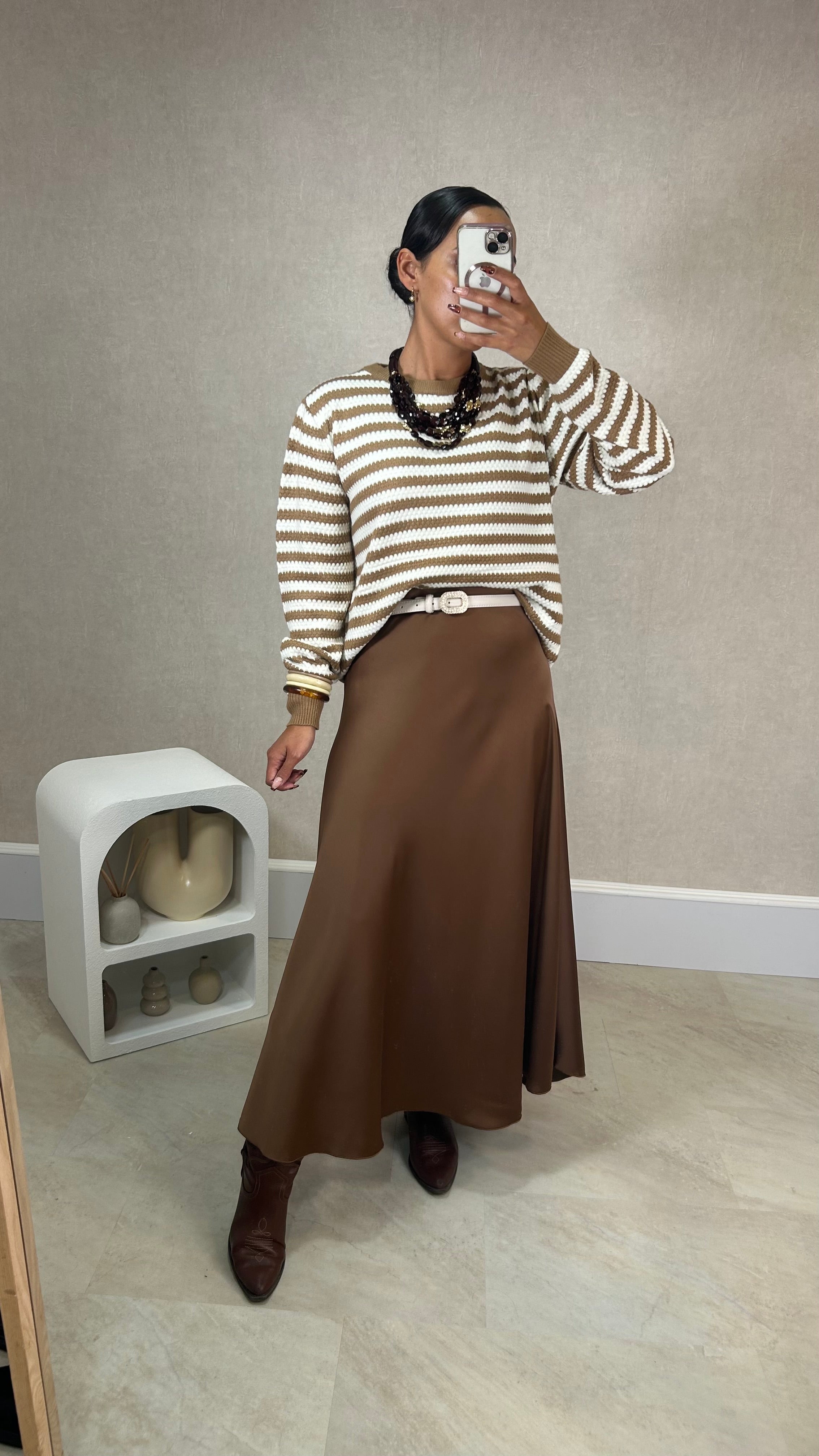 Saia Acetinada Camel
