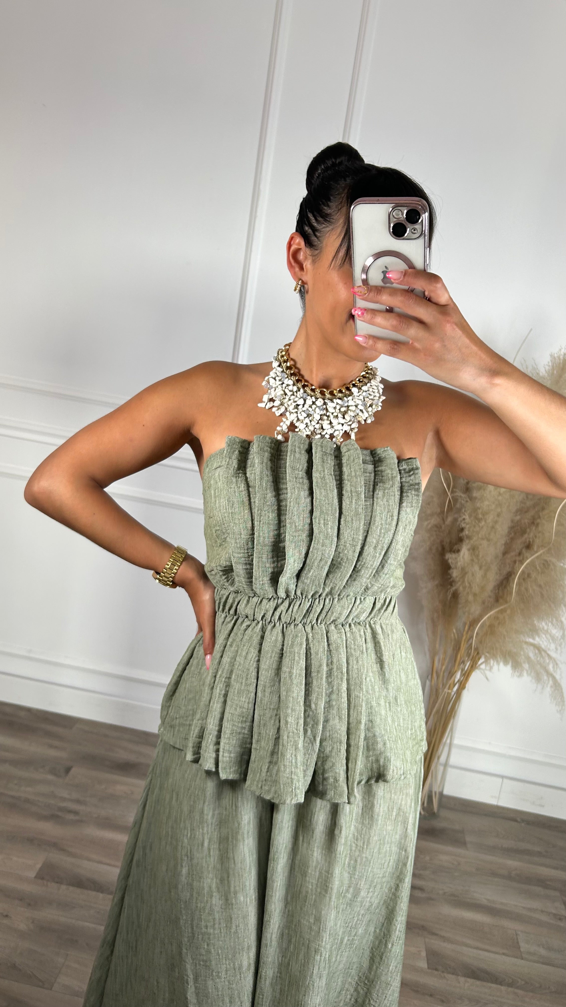Conjunto saia + top repuxado verde seco