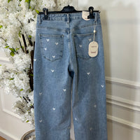 Calça Straight Jeans Redial com coraçoes