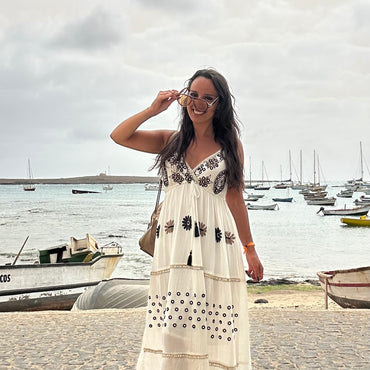 Vestido Indiano Branco com detalhes