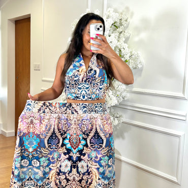 Conjunto Top + Saia com estampado em Azul