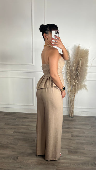 Conjunto Top Assimétrico + Pantalona Taupe