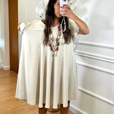 Vestido Midi oversize com folho na manga Bege