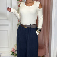 Calça de bombazine com Cinto em Azul Marinho