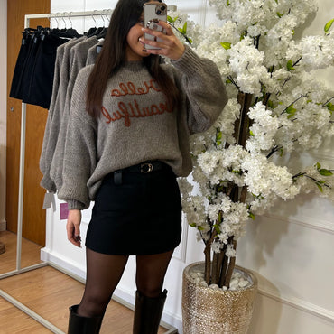 Saia calção preta de sarja