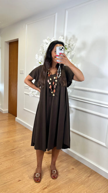 Vestido Midi oversize com folho na manga Castanho