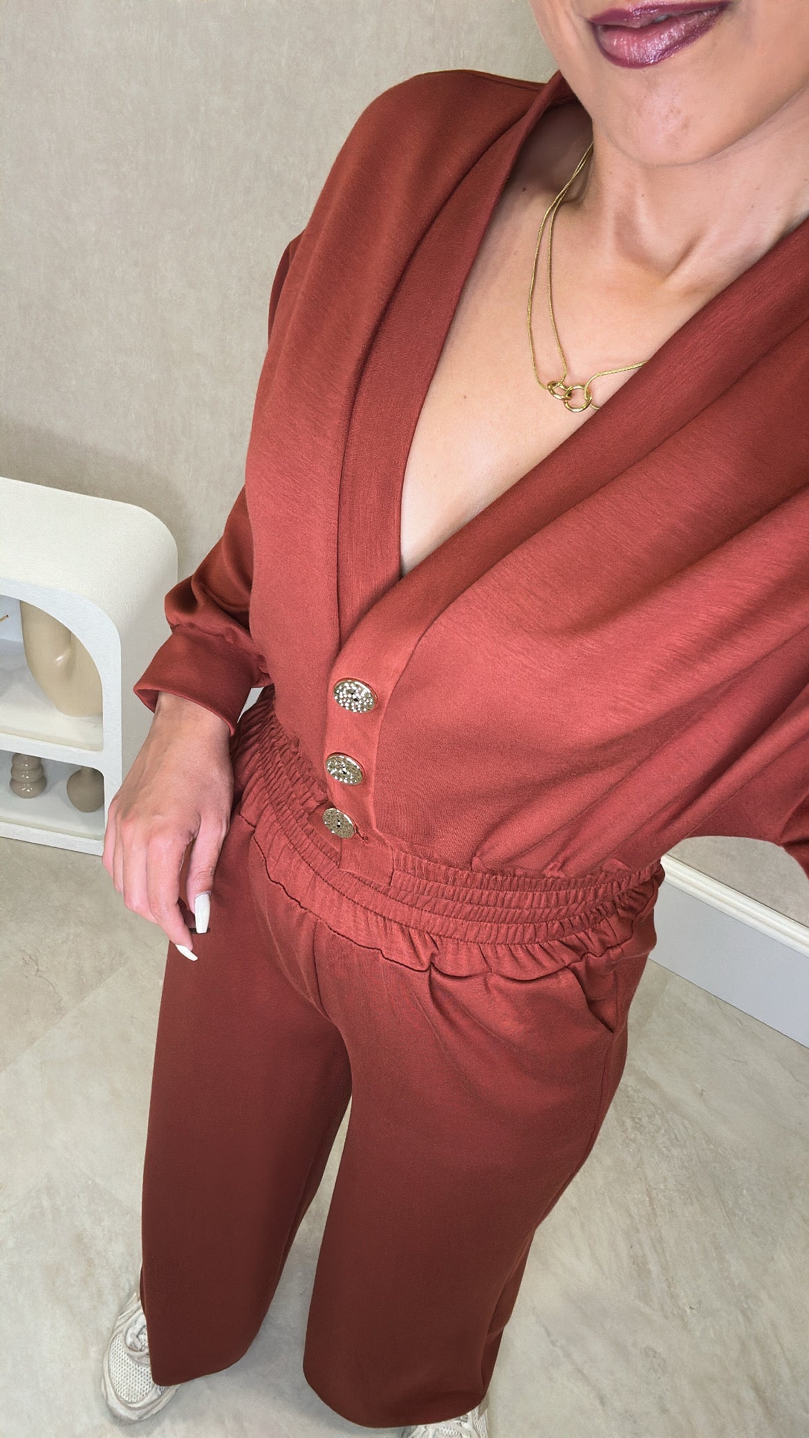 Conjunto Blusa com botões dourados+ Pantalona Tijolo