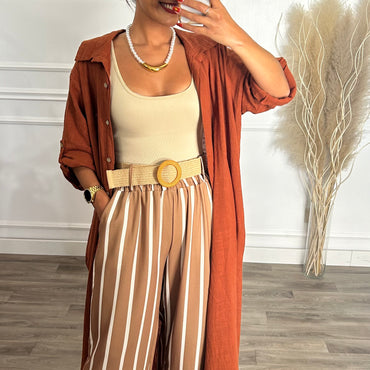 Pantalona Riscas Camel com Cinto