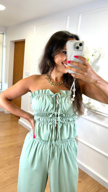 Conjunto top com laço + Pantalona Verde Água